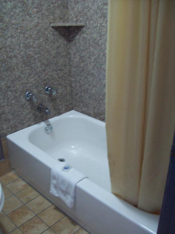 Americas Best Value Inn - ויקסבורג מראה חיצוני תמונה